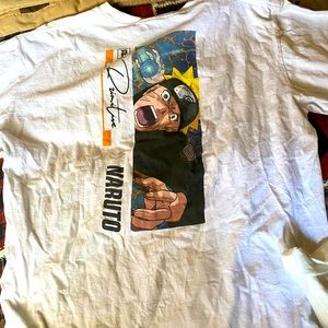 It is a white shirt with a signed primitive signature.